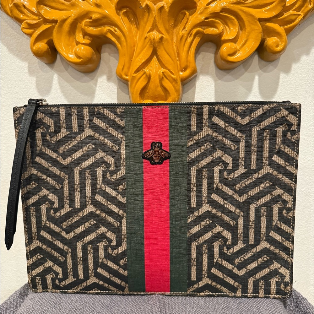 LIVE SHOW EXCLUSIVE Gucci GG Supreme Kaleido